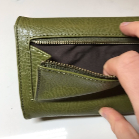 Matt & Nat Wallet - Picture 8 of 9